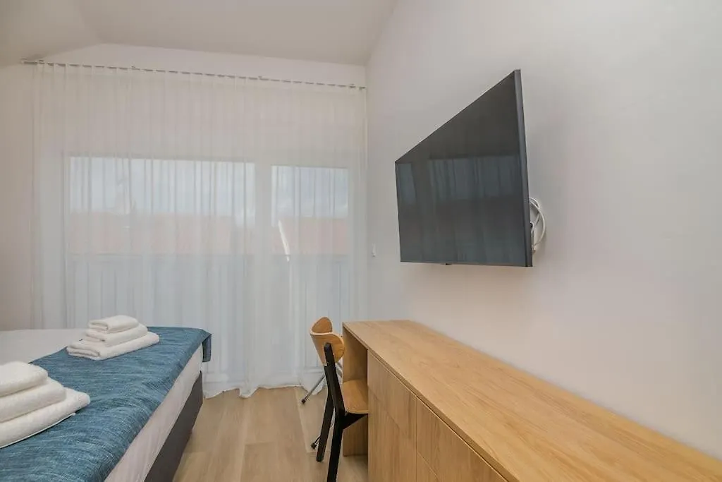 Modern Apartment Marko With Sea View Malinska Croatia