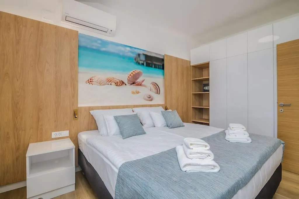 Modern Apartment Marko With Sea View Malinska Croatia