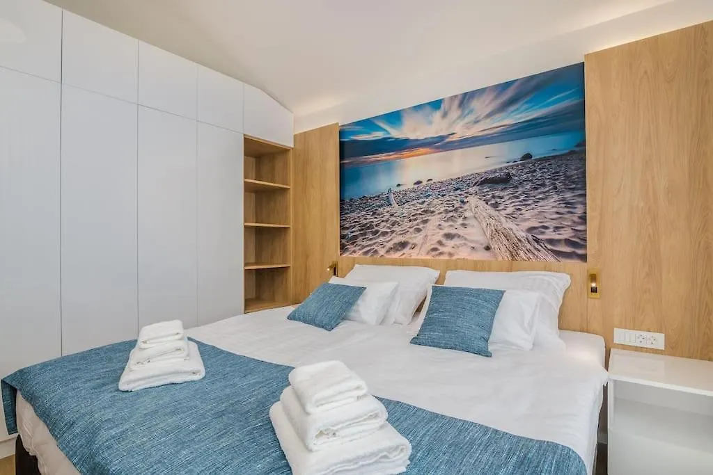 Modern Apartment Marko With Sea View Malinska Croatia
